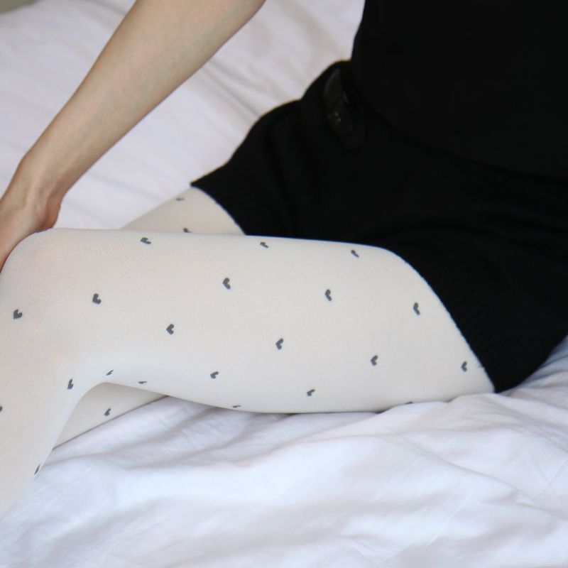 onnitella(オニテラ)の「petit heart tights (ivory)(Fashion Accessories)」
