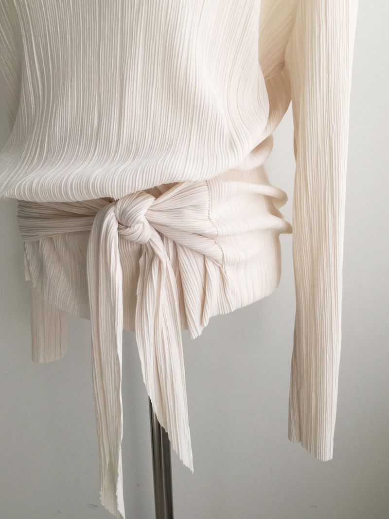 Pleats tie top