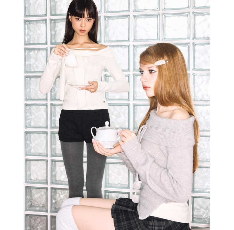 HUG ME OFF-SHOULDER KNIT [IVORY]