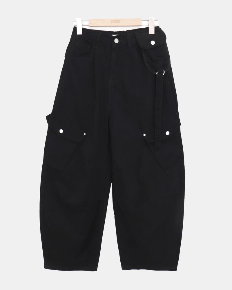 Brdin Double-Pocket Strap Washed Cargo Pants