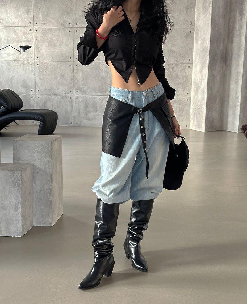 a corset hook shirt