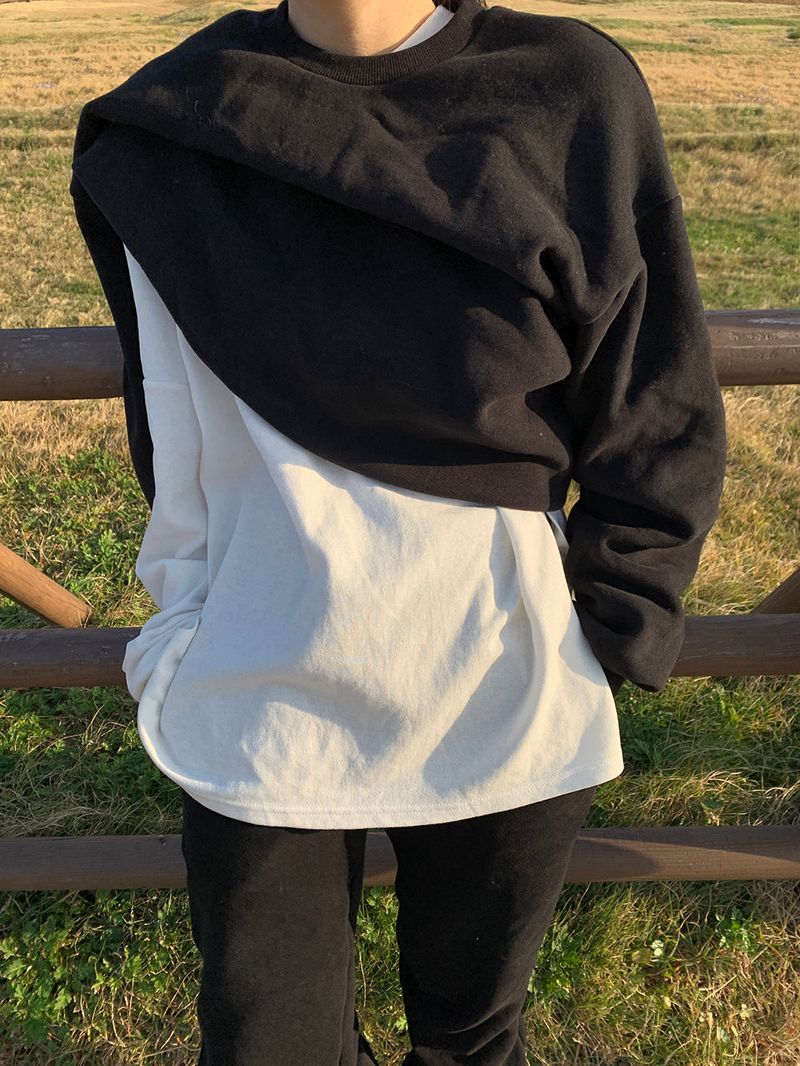 [MADE] Stern hip sweatshirt