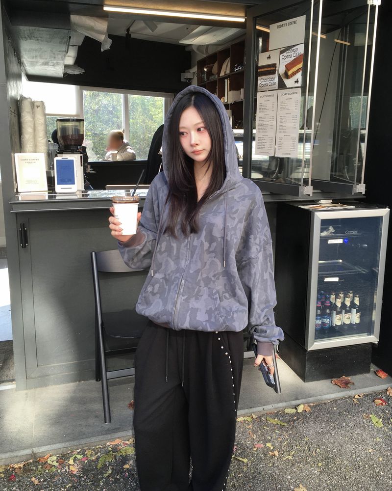Camo heart hood jumper