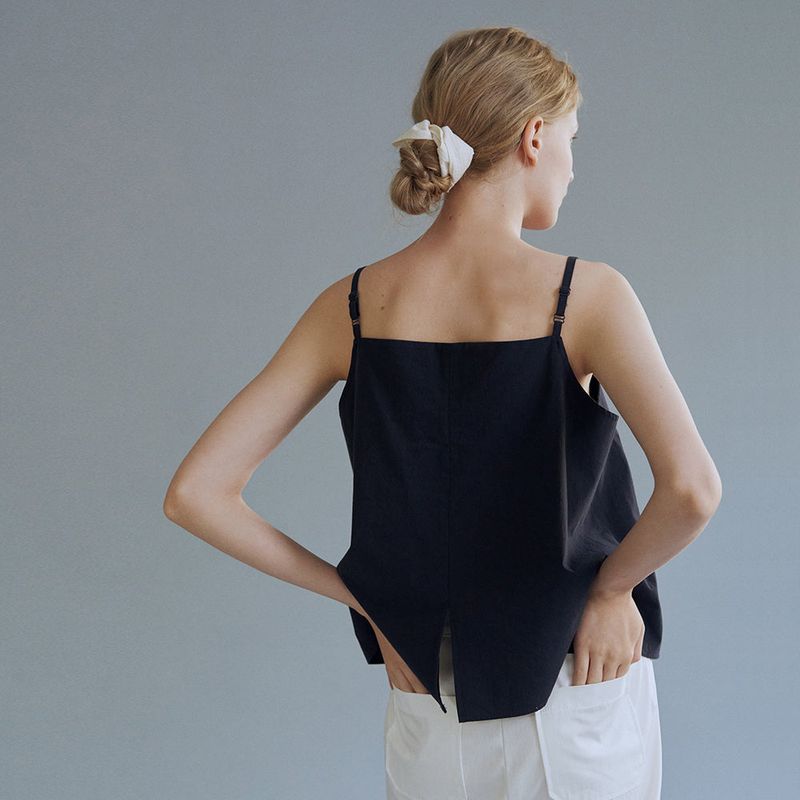 Cotton pintuck sleeveless