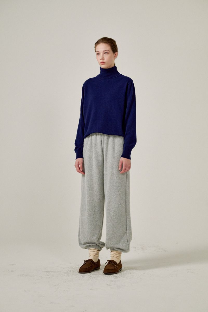 Cashmere turtle neck knit (Navy)