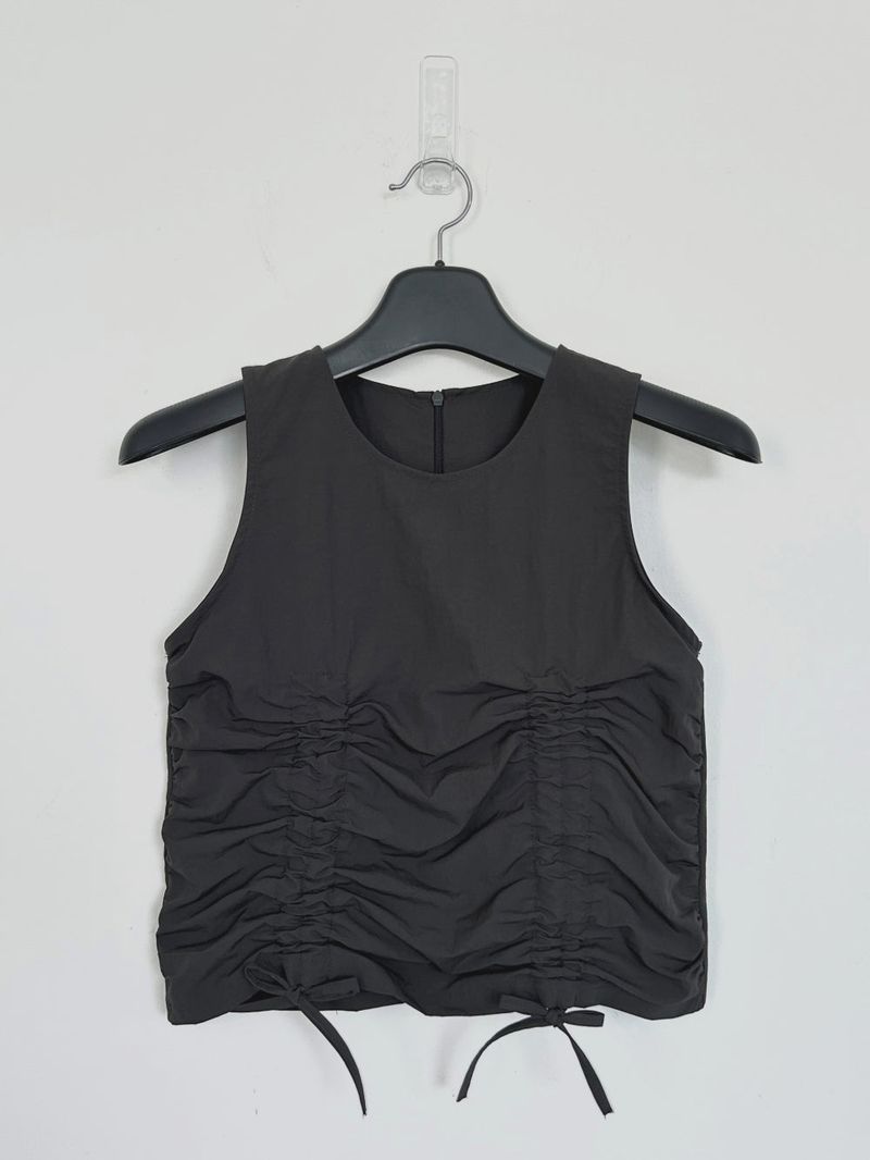 Lovech set up sleeveless