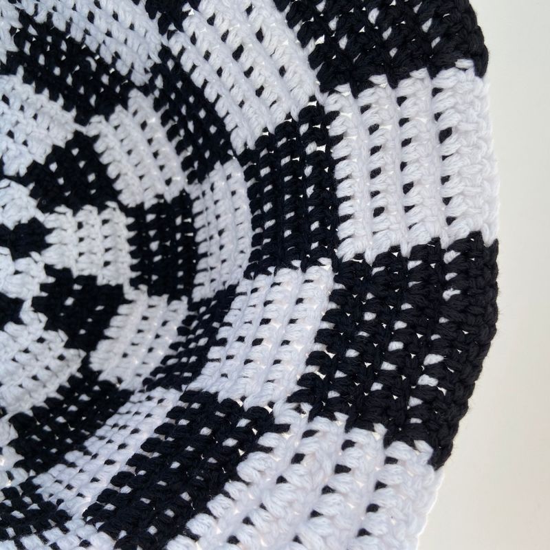[MADE] Étang Checkerboard Hat﻿ | Black