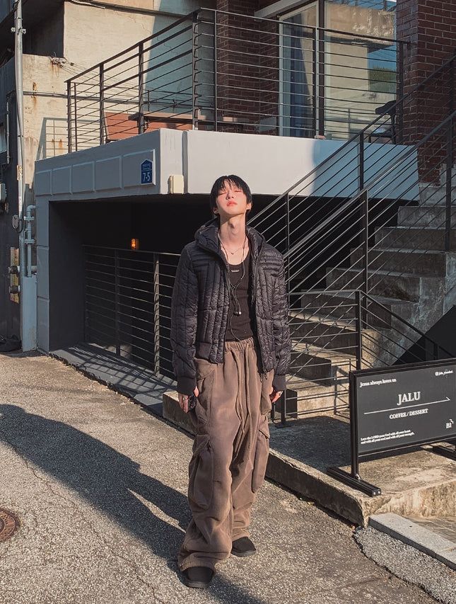 Top Washed Big Pocket Cargo Sweatpants