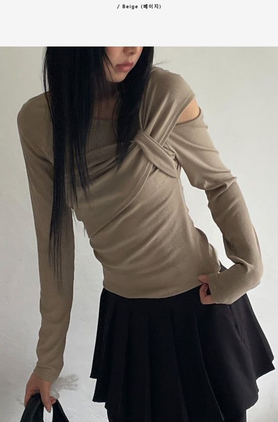 Athens Ribbed Slit T-shirt