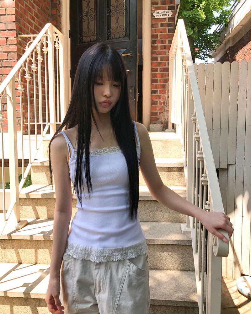 Etu Lace Sleeveless Top