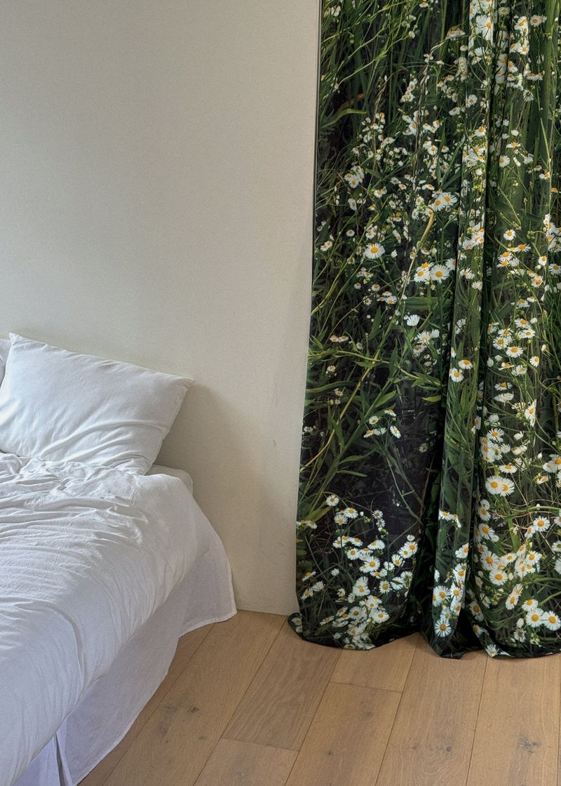 green grassy curtain