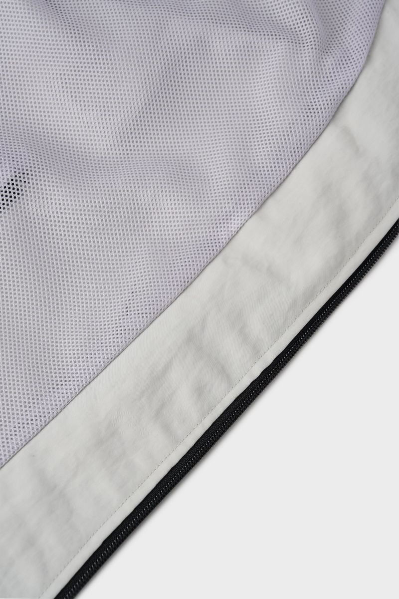 Bolt cap hood windbreaker