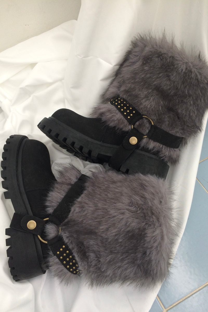 Vintage Stud Two Way Fur Boots