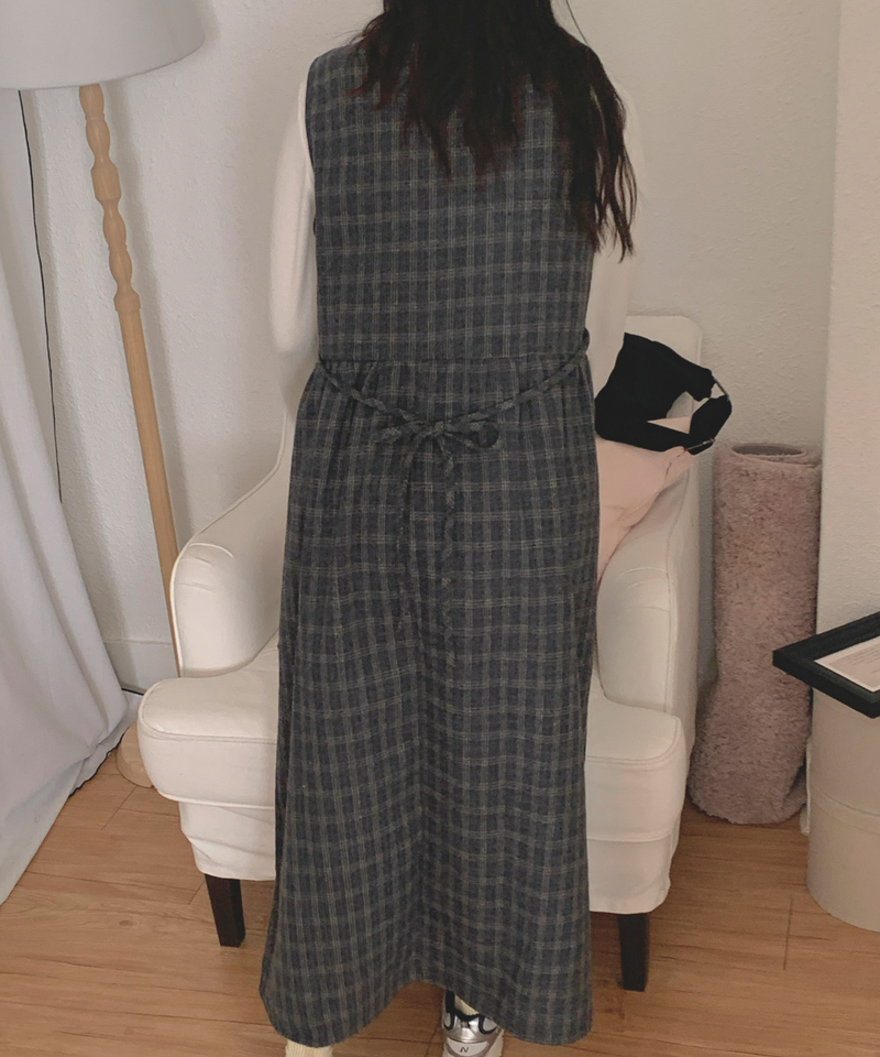 Brownie checkered bustier long skirt sleeveless autumn winter guest look date look 