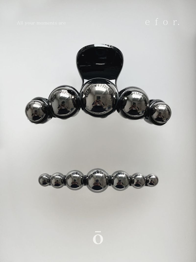 Hair Clip Silver Ball _ BK