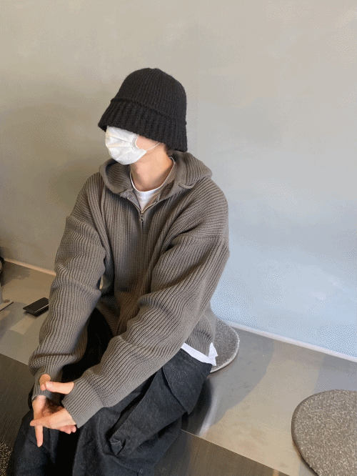 UNAIDUN(アネイダン)の「Warmer knit hooded zip-up(Tops)」