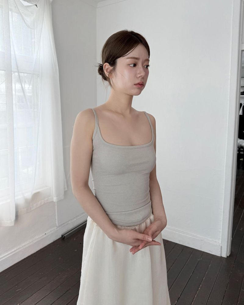 BASIC GOLGI SLEEVELESS