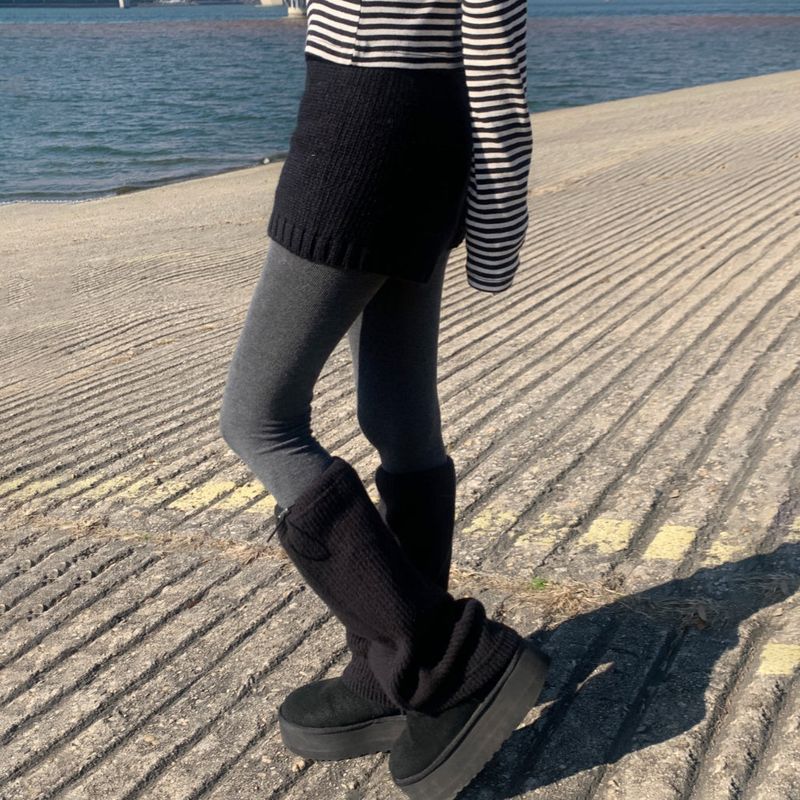 JENNIE knits short pants(2colors)