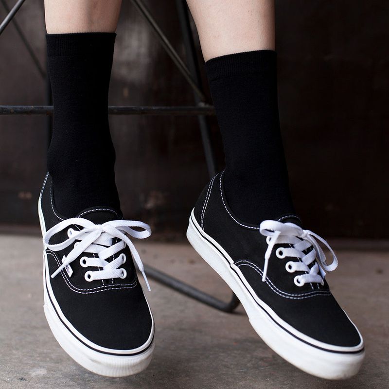 W Jet Black