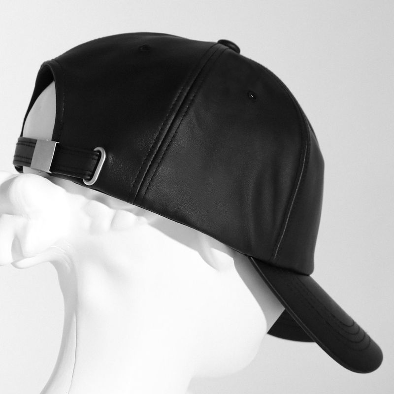 OVERSIZED LEATHER BALL CAP BLACK