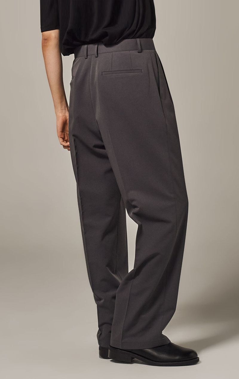TWO TUCK WIDE SLACKS