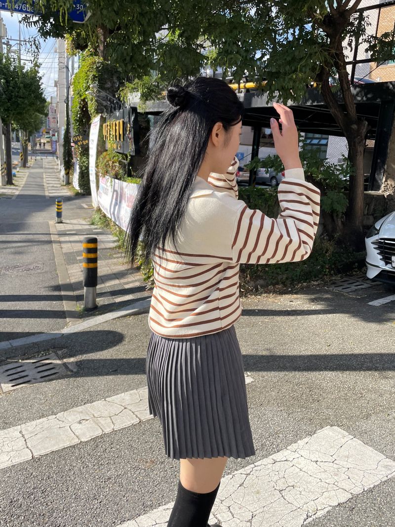 ソフィアカラーストライプニット