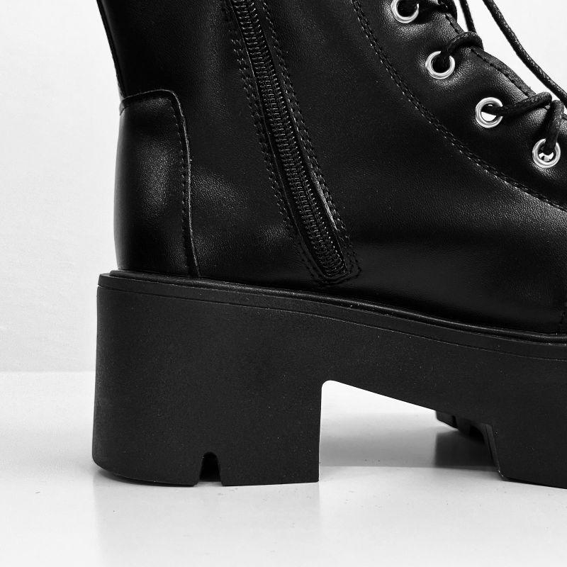Jayden lace-up hoof walker