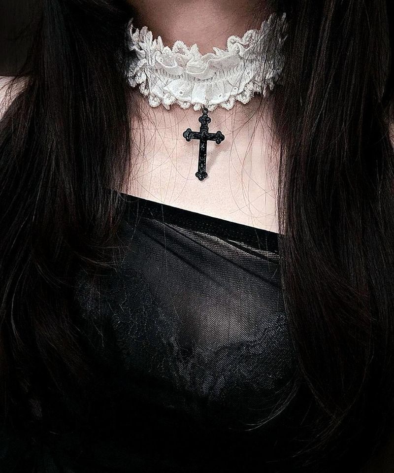 Gothic Cross lace choker