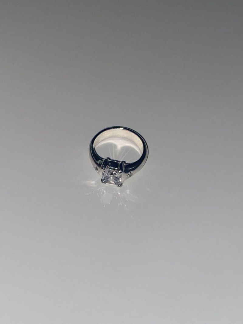 HAILEY RING (SILVER)