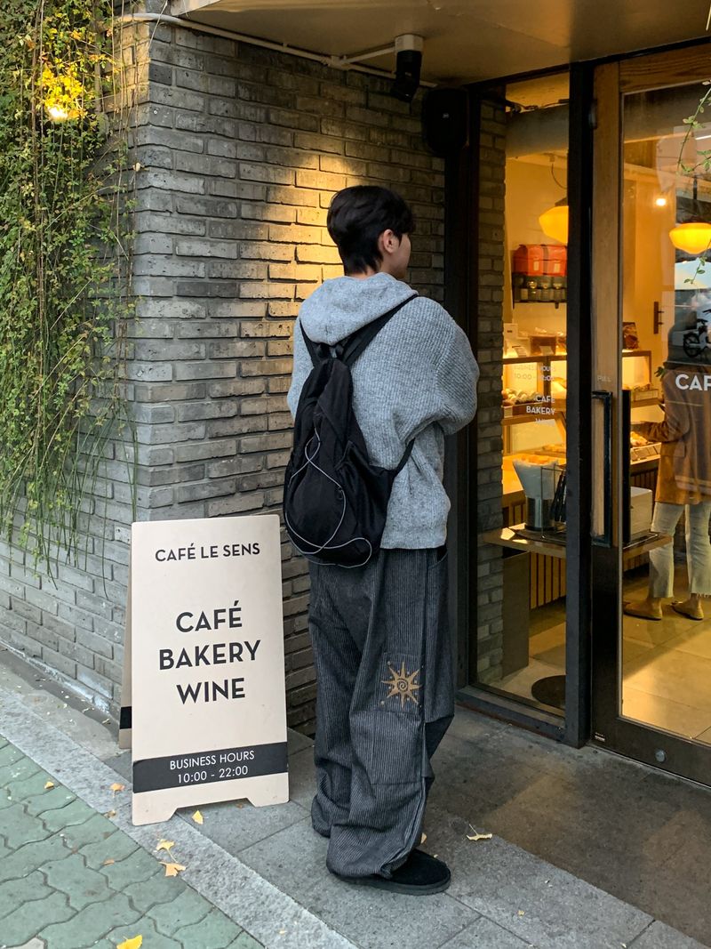 カッテイルケーブルフードニットジップアップ