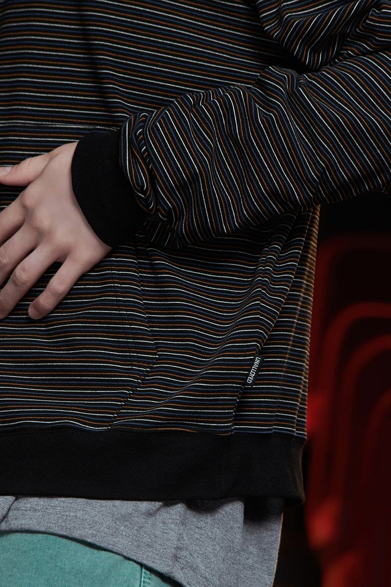 STRIPE LOGO HOODIE / BLACK