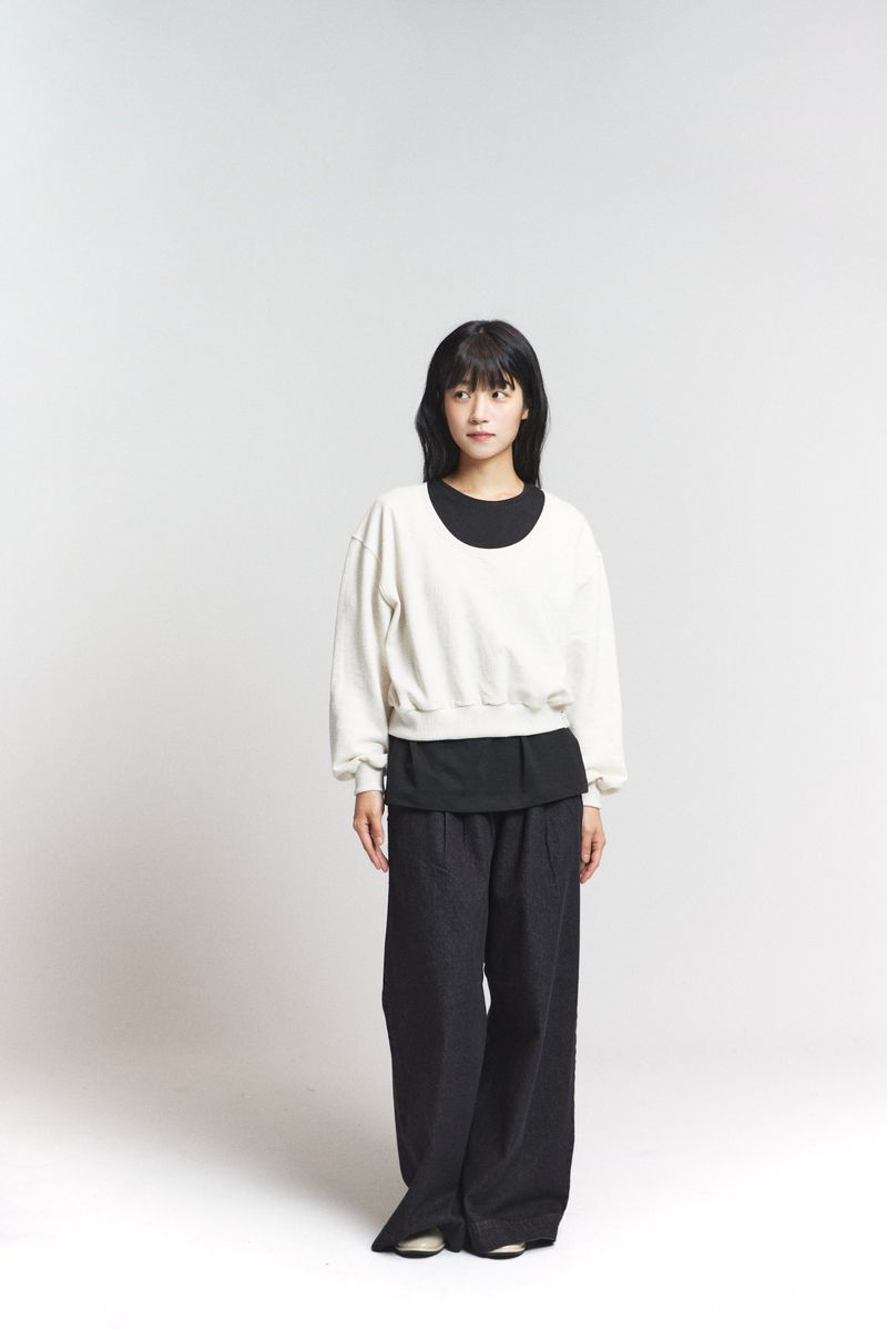 U-neck crop sweatshirt / Oatmeal