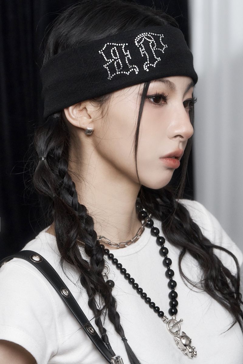 blackpurple（ブラックパープル）の「BP Crystal Hairband (2 デザイン)（Hair Accessories）」
