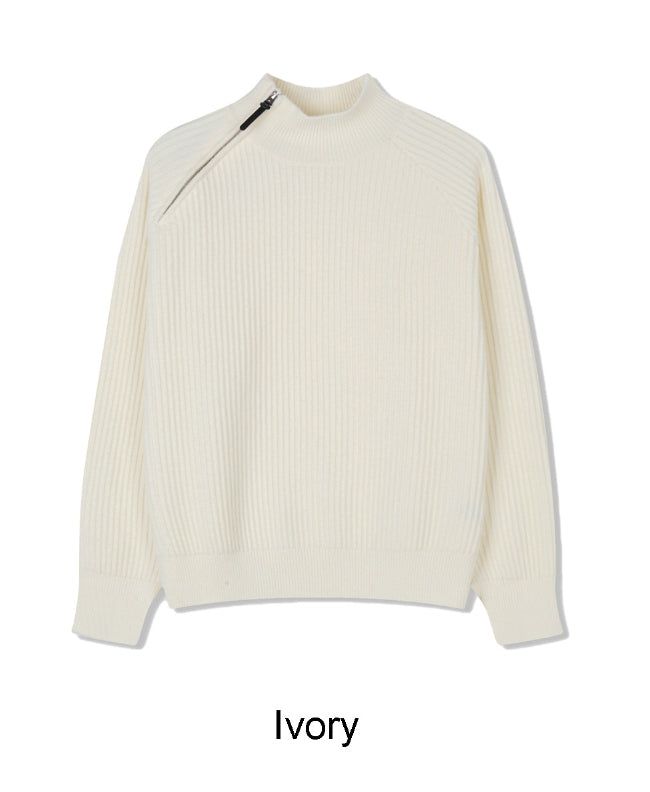 Rubed diagonal zip-up knit