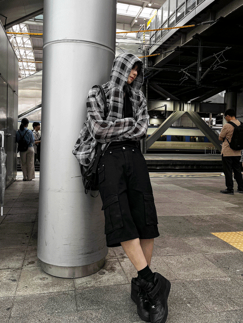 Multi-Pocket Cargo Bermuda Shorts