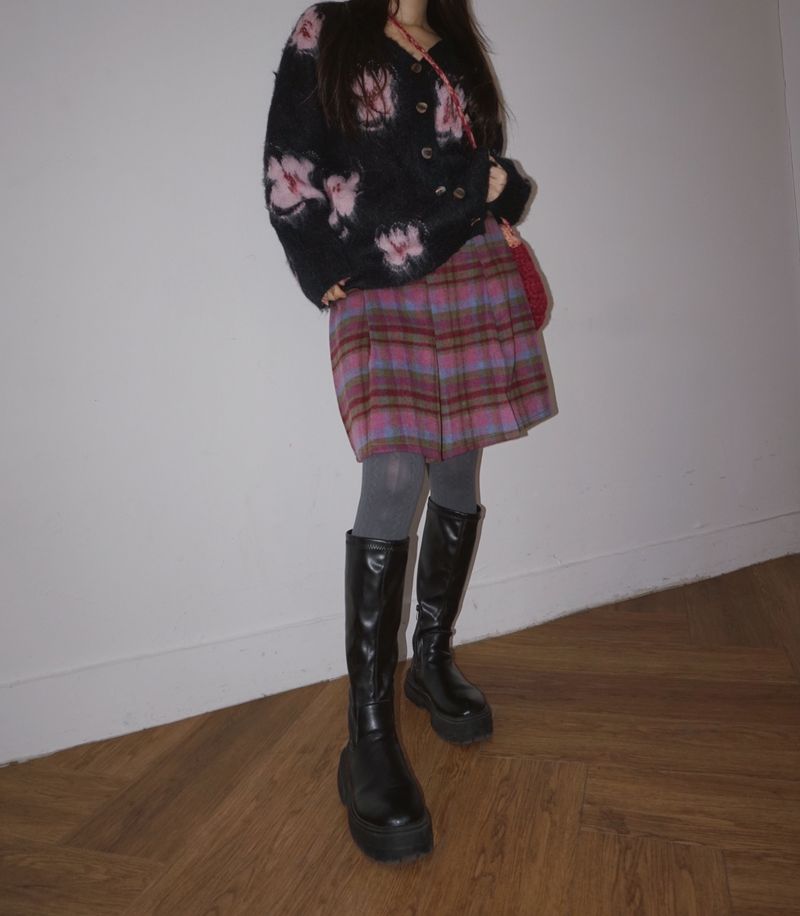 wool checkered midi wool skirt