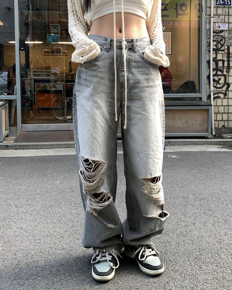 グレーダメージワイドパンツ