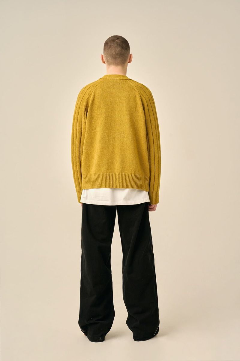 RAGLAN PATTERN BOOKLE CARDIGAN - OLIVE