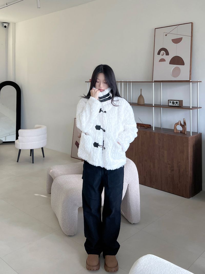 Coco Duffle High-Neck Short Fur Jacket