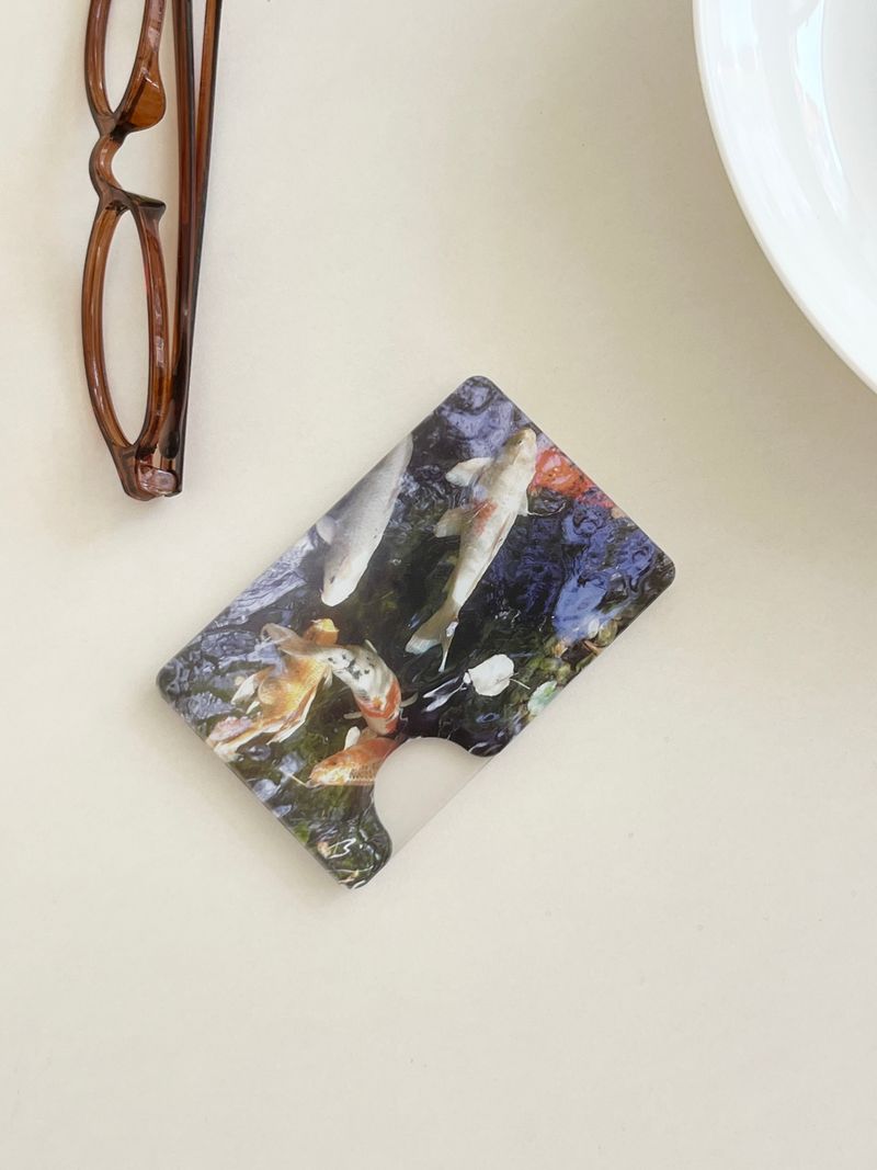[purple sunlight magsafe cardslot]