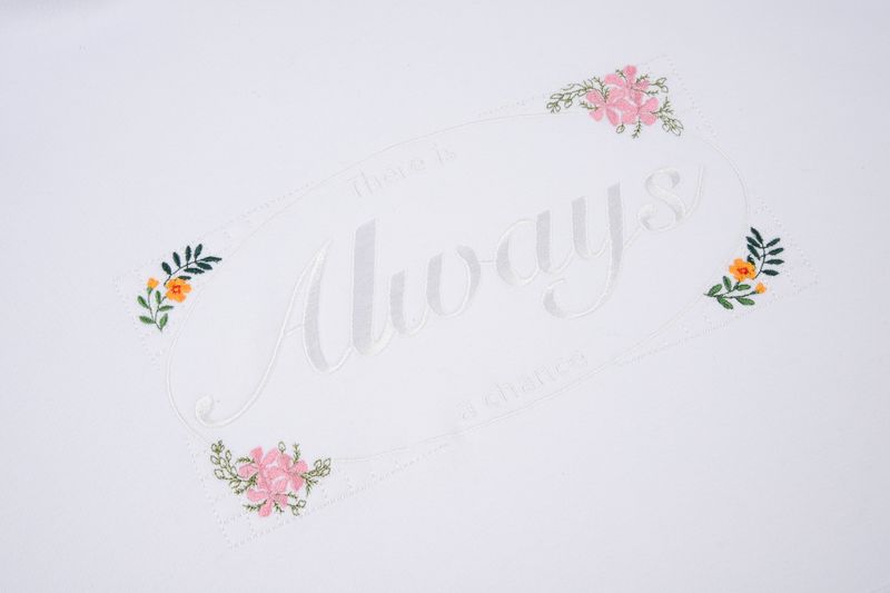 ALWAYS EMBROIDERED HOODIE(WHITE)