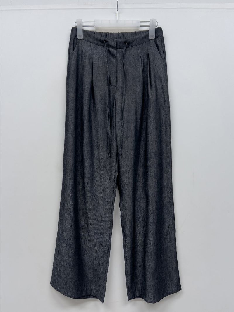 About Banding Wide Denim Pants