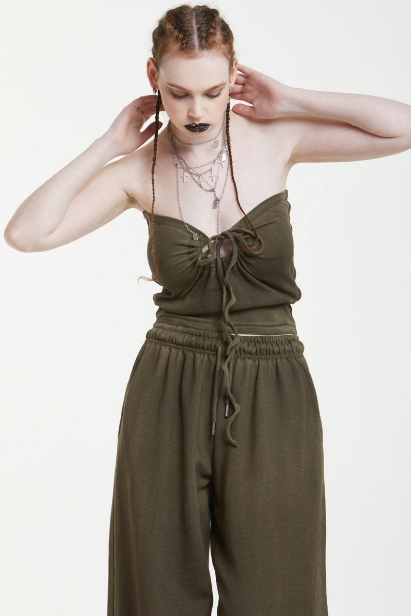 STAIN TOP