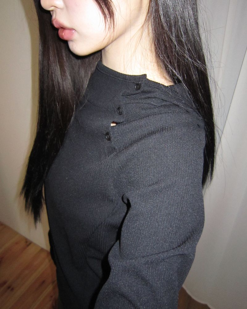 Tern High-Neck Hood Button T-Shirt