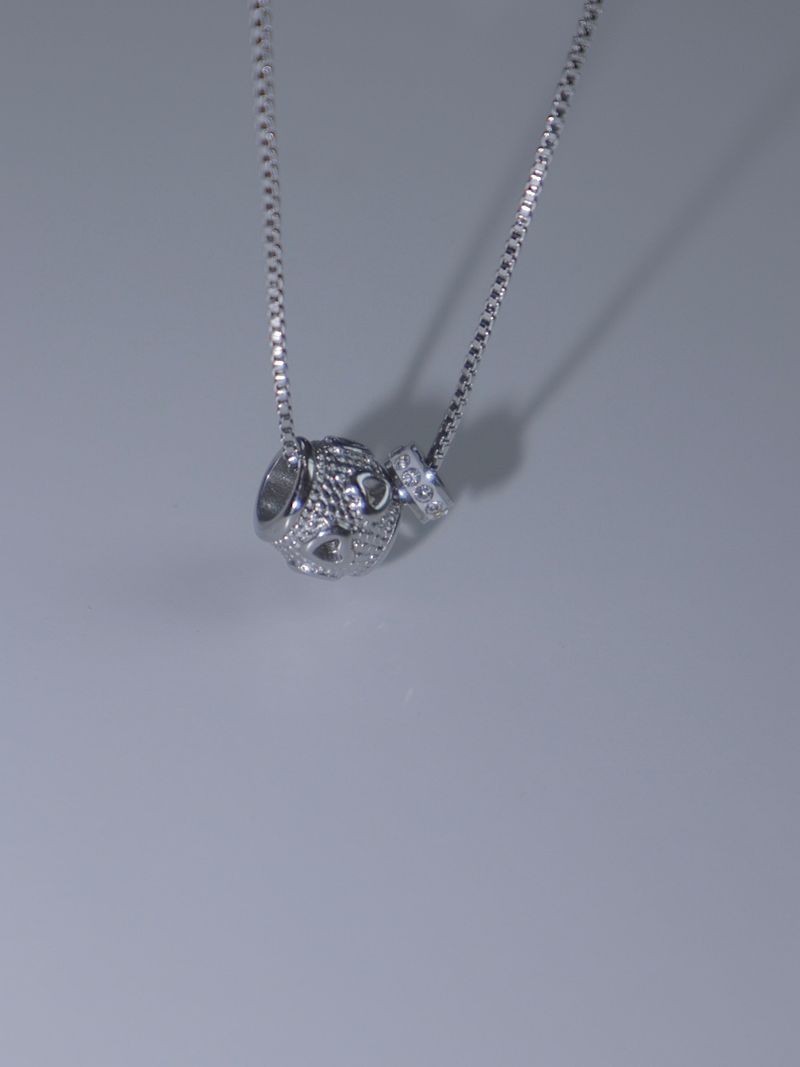 metal heart ball necklace