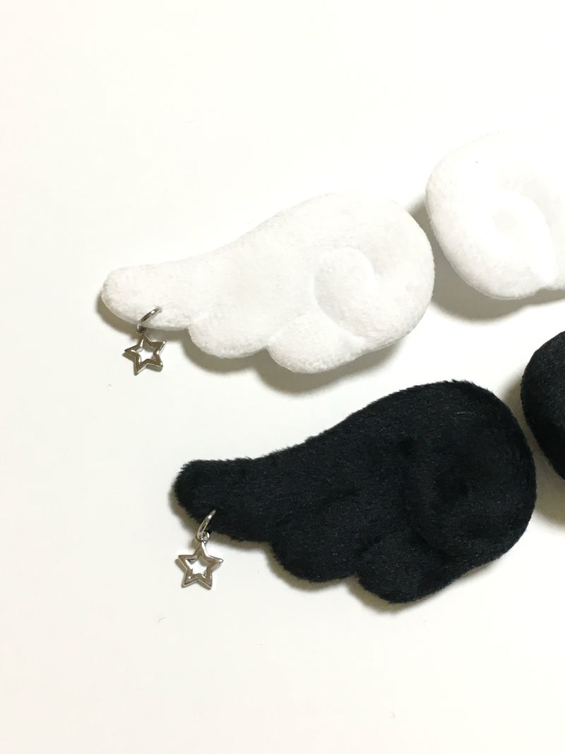 Angel wings (hairpin & badge)