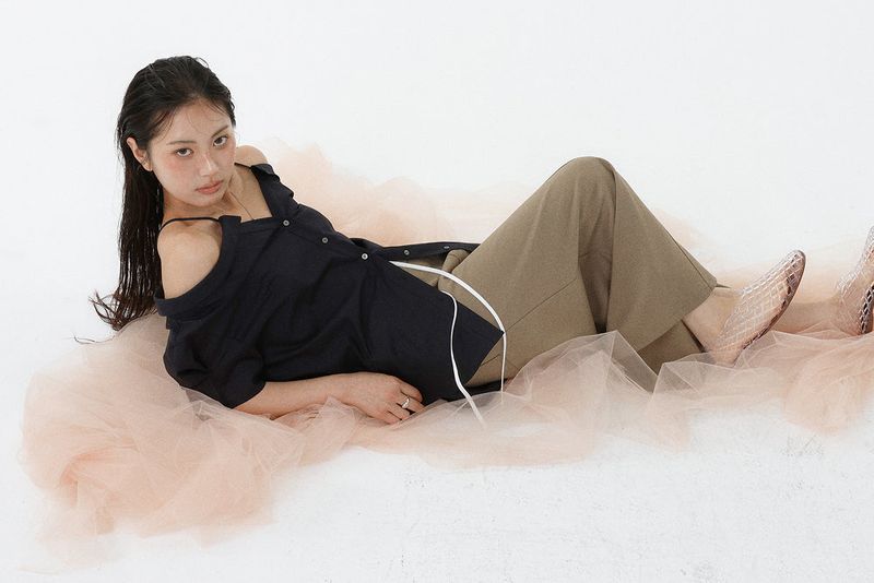 LOOSE OFF-SHOULDER SHIRT_NAVY