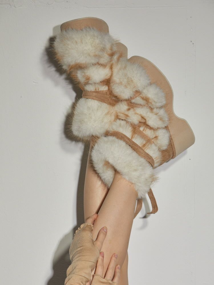 GATELESS（ゲートレス）の「 MUSS FUR BOOTS（Shoes）」