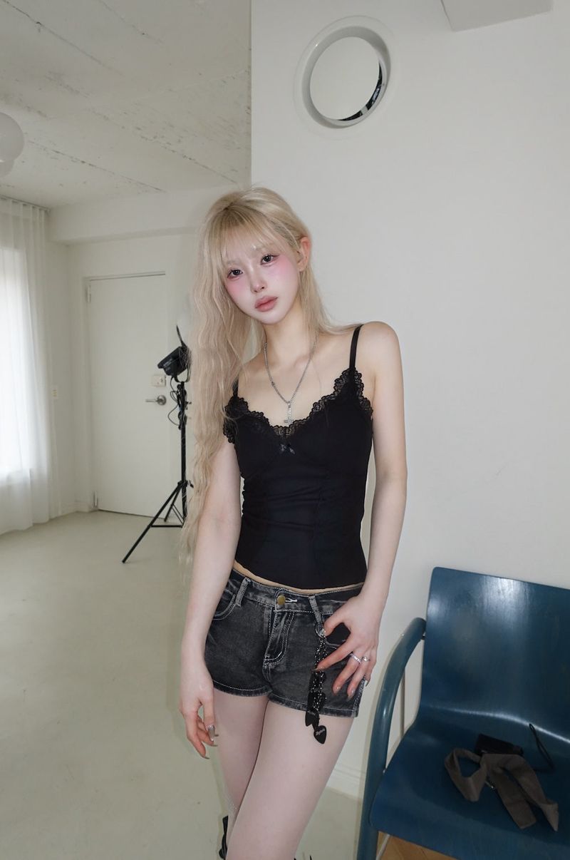 Dew Lace Sleeveless