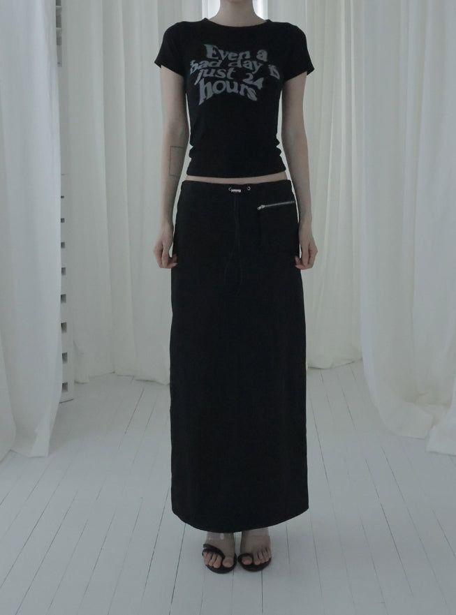 Illoque Pocket Nylon Long Skirt